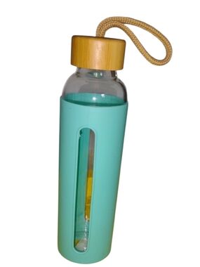 Glass Water Bottle with Bamboo Lid - Mint Silicone Sleeve NEW